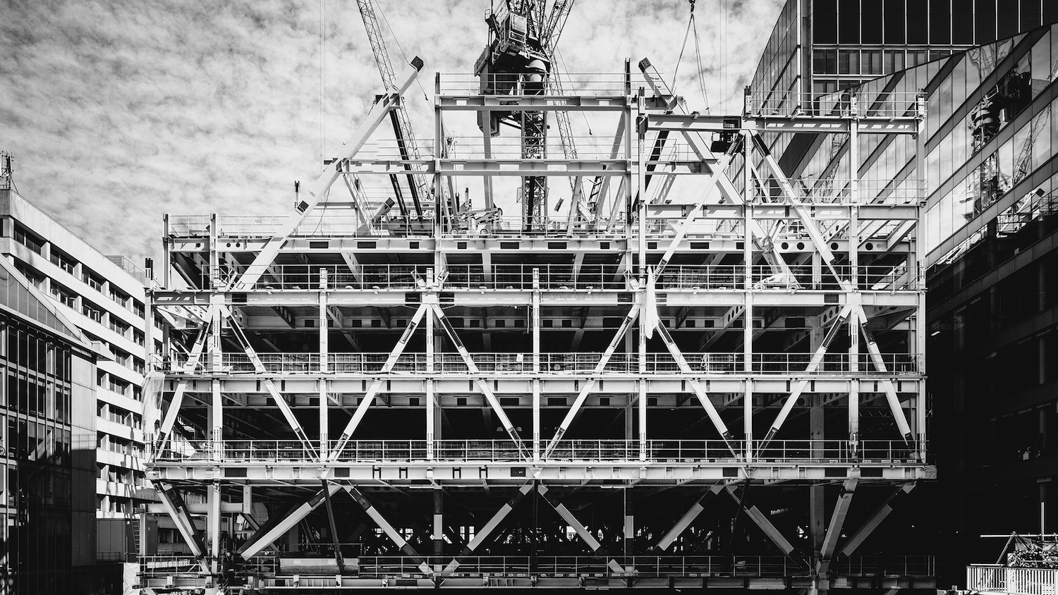 William Hare - steelwork on 21 Moorfields