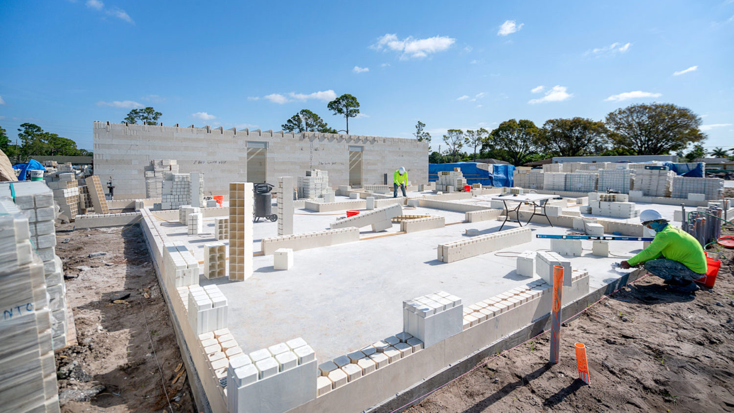 Photo the apartments in Lego-style construction by Renco USA